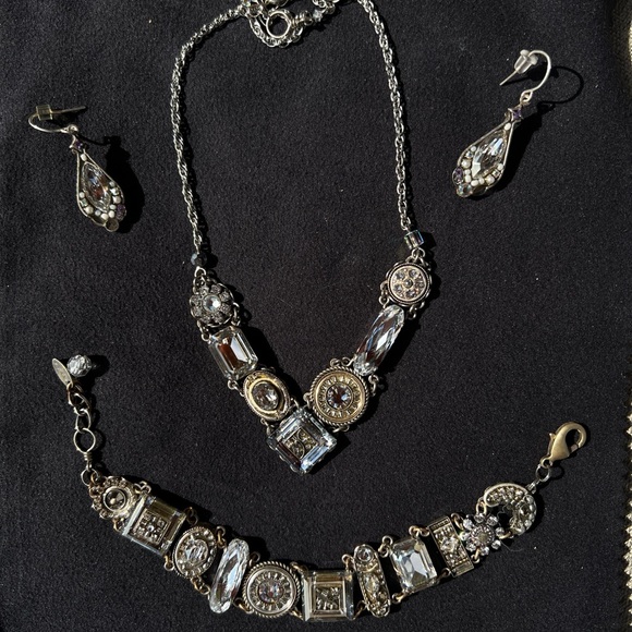FIREFLY. VERY RARE exquisite Clear-Necklace, Bracelet & matching Earrings set. - Picture 2 of 15